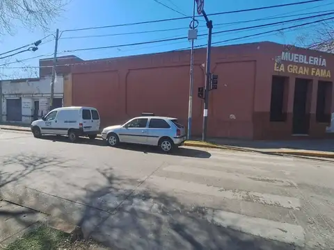 Local en Venta 54 años