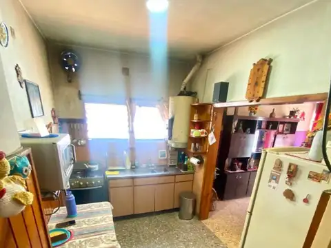 Casa 2 ambientes con 1 baño