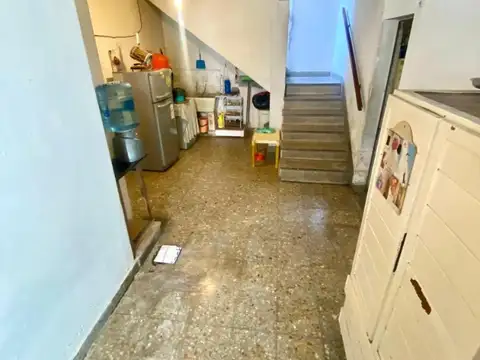Casa en Venta con 4 cocheras