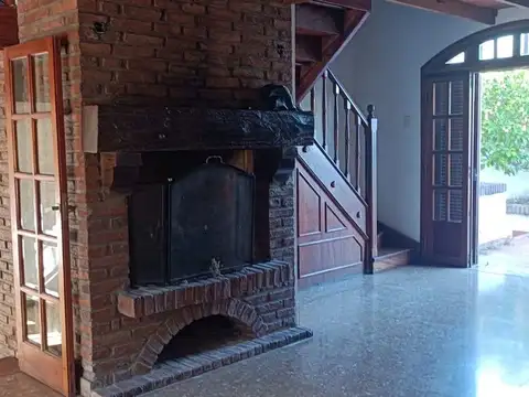 Depto Tipo Casa en Venta de 4 ambientes