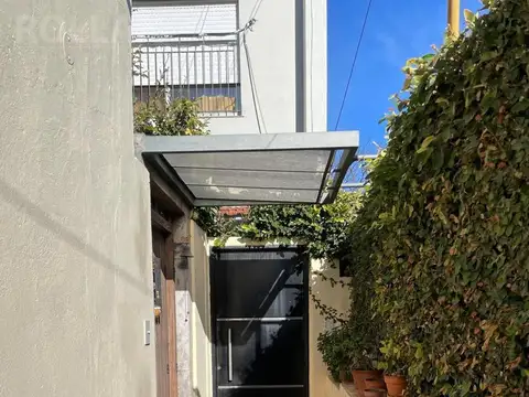 Depto Tipo Casa en Alquiler de 3 ambientes
