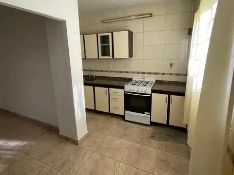 Depto Tipo Casa 3 ambientes con 1 baño