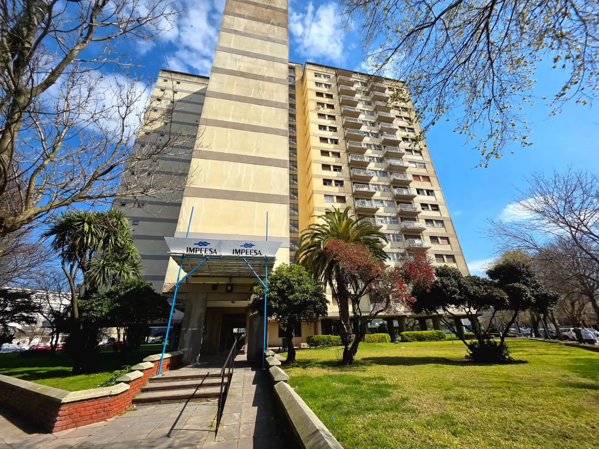Venta Departamento 3 Ambientes Balcón Saliente, Barrio Sarmiento