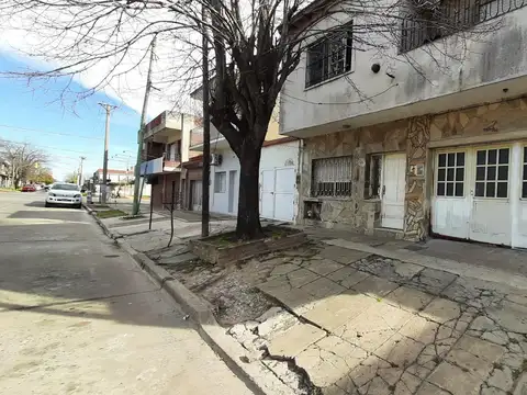 CASA EN VENTA  PLANTA BAJA