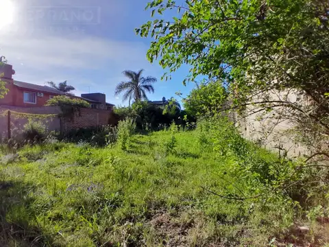 Venta amplio terreno con excelente ubicacion en el centro de Escobar