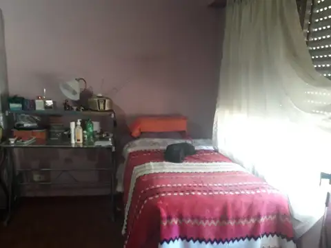 PH COMPUESTO DE GALPON C/BAÑO + VIVIENDA 3 AMB CON PATIO TZA + MONOAMBIENTE C/ PATIO-TZA