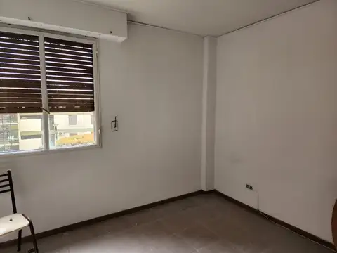 Departamento en Alquiler en Olivos Maipu/Uzal, $ 700.000