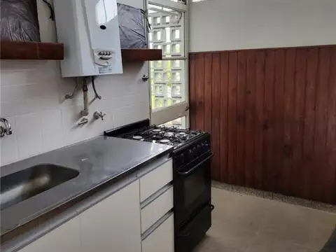 PARERA, BLAS (67) 2900, Piso 2