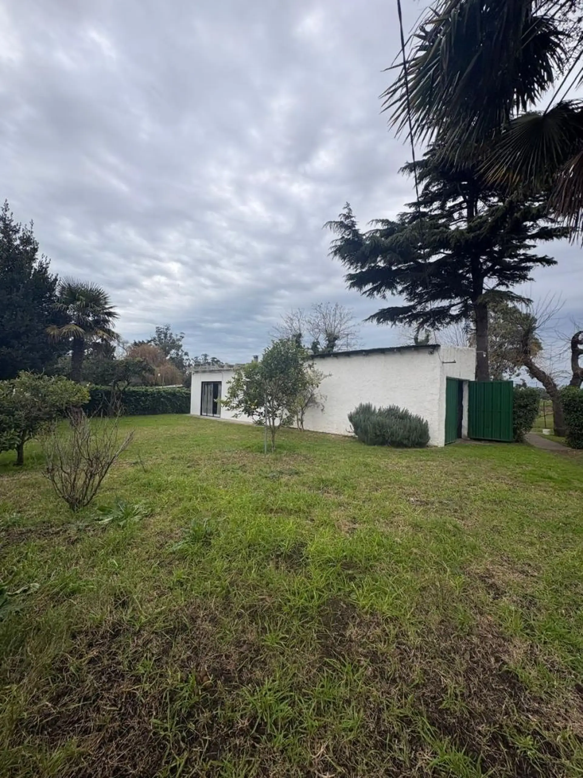 Casa quinta en venta con taller sobre lote de 2.658 m² - Ruta 88