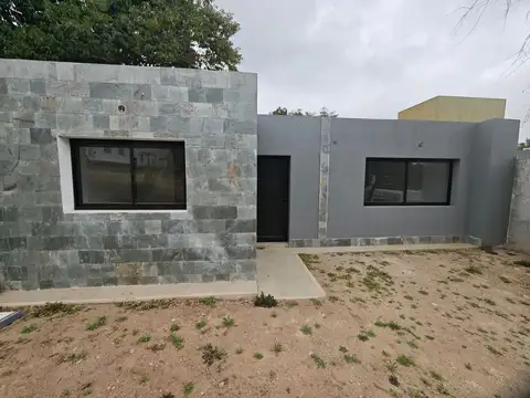 Casa en Venta en Villa Catalina, Rio Ceballos
