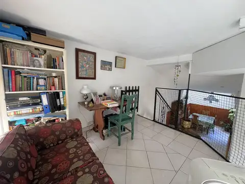 Hermosa casa 5 ambientes, Terraza con Quincho/Playroom - Garage y mas...