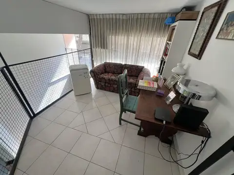 Hermosa casa 5 ambientes   Terraza con Quincho / Parrilla / Playroom - Garage y mas...
