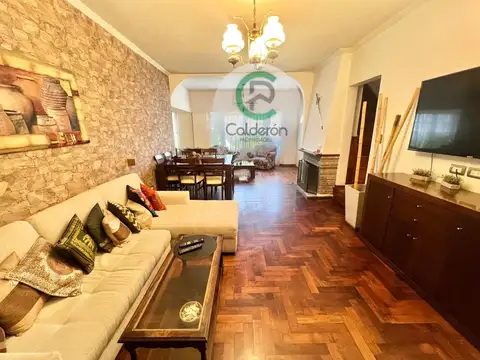 Casa en Venta en Castelar Sur, USD 260.000