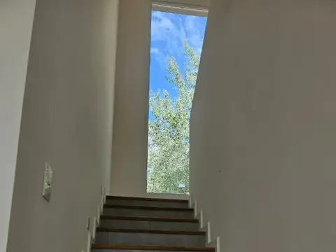 RUTA 2 - HARAS DEL SUR 3 - RESIDENCIA A ESTRENAR