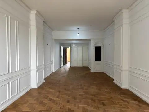 Departamento en Venta de 6 ambientes