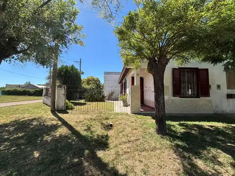 CASA EN VENTA EN BRAGADO