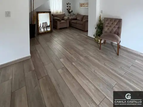 Depto Tipo Casa en Venta de 4 ambientes