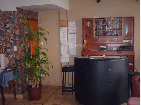 HOTEL 2 ESTRELLAS