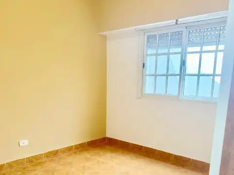 Depto Tipo Casa en Alquiler en Lomas del Millon, $ 900.000