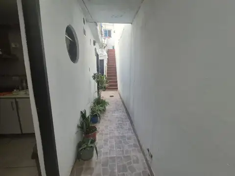 Depto Tipo Casa en Alquiler de 4 ambientes