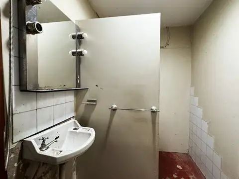 Local en Alquiler 48 años