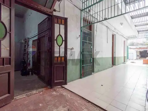 Casa en Venta en Parque Chacabuco, USD 180.000