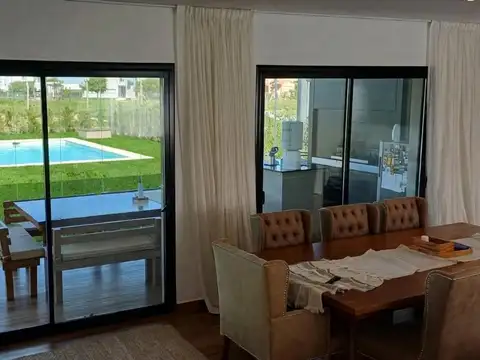 Casa en Venta 1 año