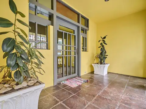 Venta Casa de 7 Ambientes y 4 Dormitorios en Barracas