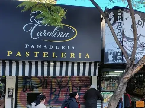 LOCAL COMERCIAL EN VENTA MORON NORTE 50 MTS FF.CC