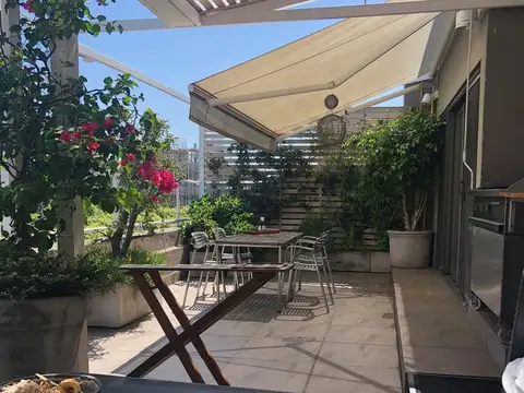 Departamento en Alquiler de 6 ambientes