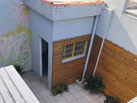 Depto Tipo Casa en Venta de 3 ambientes