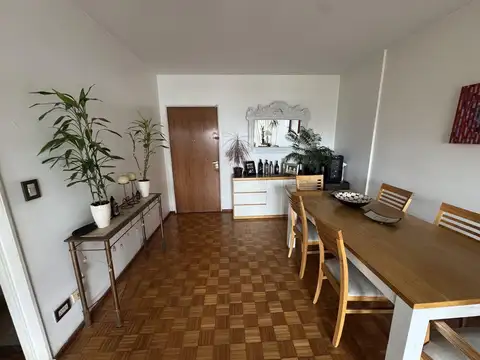 Departamento 4 ambientes con 2 baños