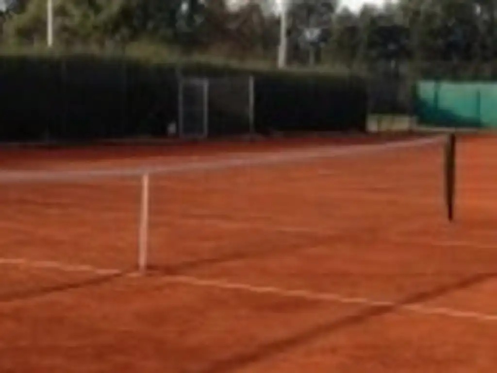 Actividades deportivas futbol, paddle, golf, tenis, basquet, hockey en El Ombu