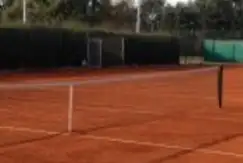 Actividades deportivas futbol, paddle, golf, tenis, basquet, hockey en El Ombu en G.B.A. Zona Sur, Buenos Aires