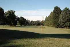 Actividades deportivas futbol, paddle, golf, tenis, basquet, hockey en El Ombu en Blas Parera 1300 en Ezeiza, Buenos Aires