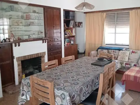 Casa en Venta en Cinco Saltos, USD 140.000