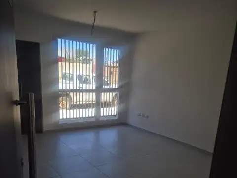 Capdevila 400, Piso 1ro