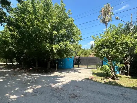 Casa en Venta con 4 cocheras