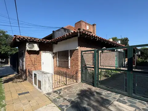 PH en alquiler en Martinez 3 ambientes.