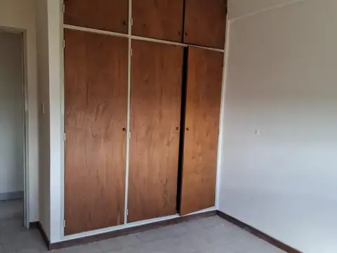 CIPOLLETTI ALQUILER DUPLEX 3 DORMI B° "JORGE NEWBERY"