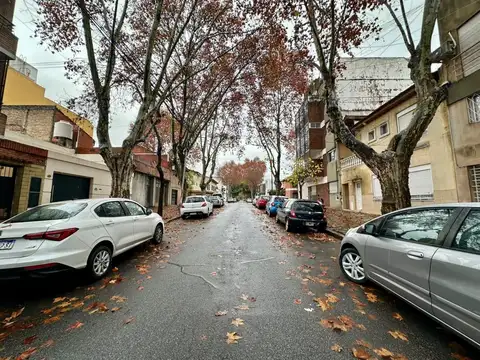 Depto Tipo Casa en Alquiler 50 años