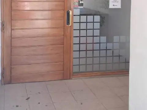 lavalleja 1900, Piso 4to contra