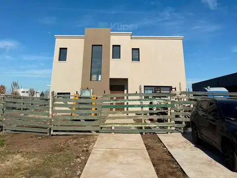 Casa Chalet  en Venta en San Sebastian - AREA 1, San Sebastian, Escobar