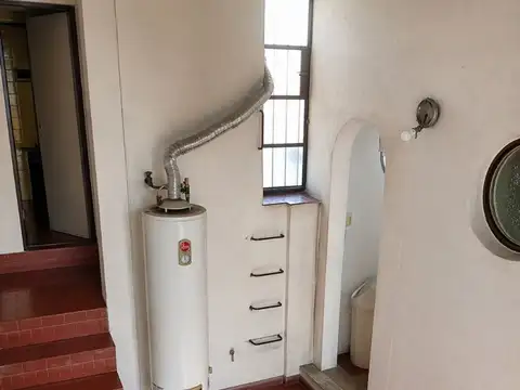 LOCAL VENTA ALMAGRO CON VIVIENDA O OFICINA