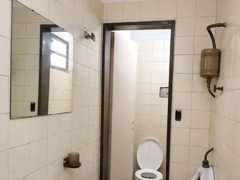 Local en Venta en Almagro, USD 290.000