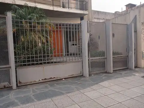 General Paz 2400, Piso 1°
