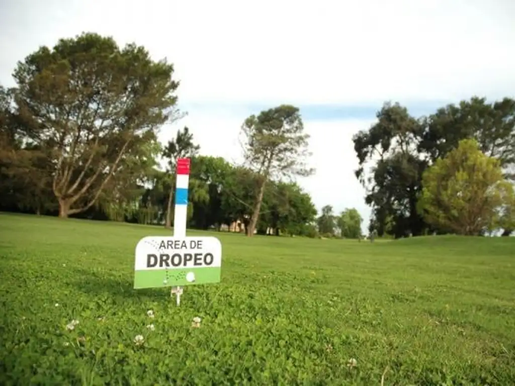 Actividades deportivas futbol, golf, tenis, basquet, hockey, equitacion en Golfer's Country Club