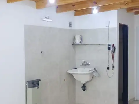 Local en Alquiler en Neuquen, USD 1.500