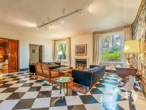 Casa 7 ambientes con 3 baños