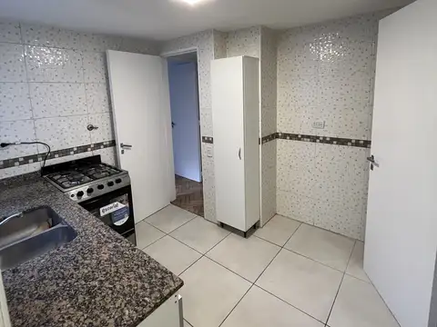 Departamento en Alquiler con 1 cocheras